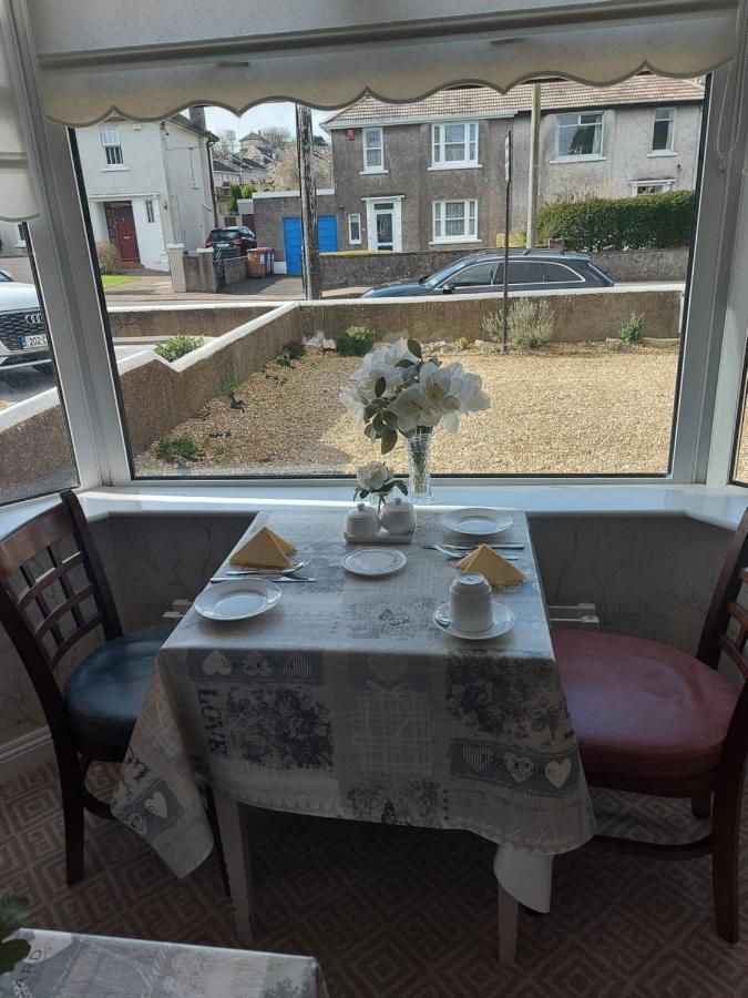 Blackrock Carole Ville Guesthouse Cork Exterior photo